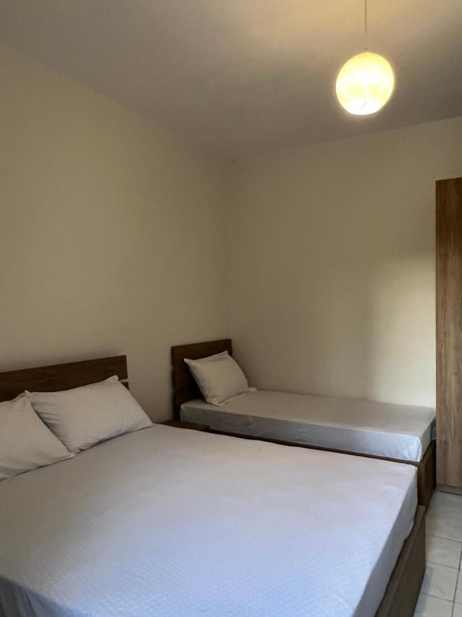 Guest House Sala Durrës Eksteriør bilde